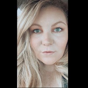 Meet your Posher, Mackenzie